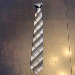 4/$12 NWOT Boys black and gray clip on tie